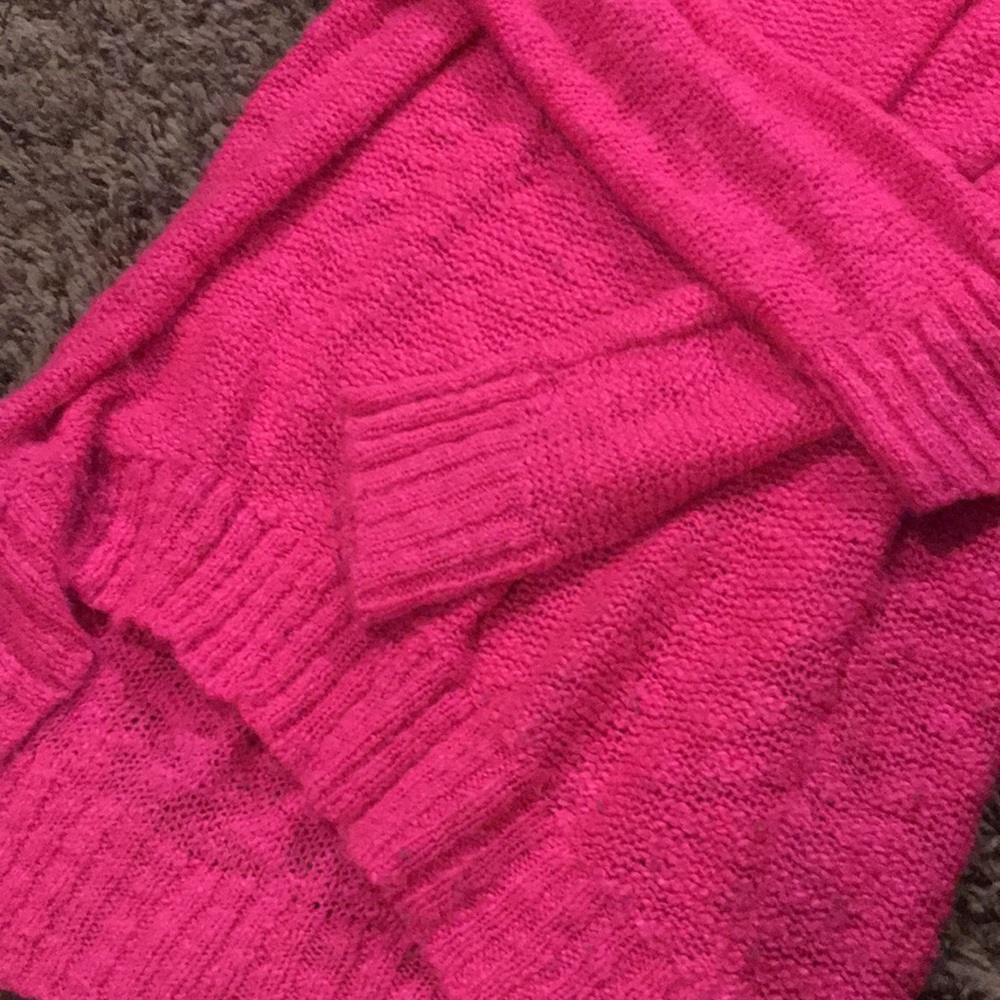 Sweater - Picture 4 of 5